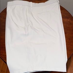 Nike DriFit Golf shorts size 42 light beige